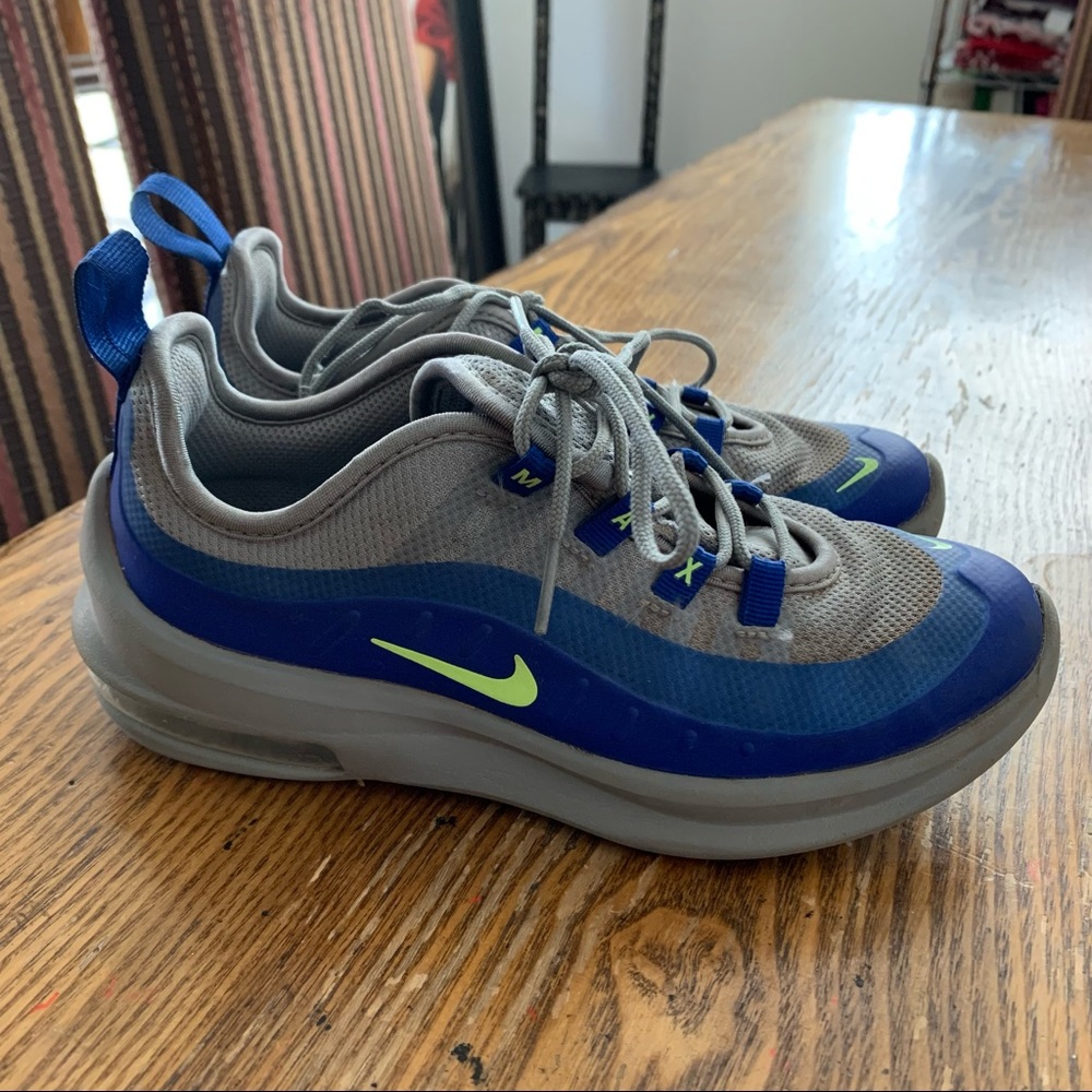 Nike Air Max Axis Size 2 Youth Blue/Gray - Picture 3 of 5